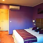 Irin Hotel